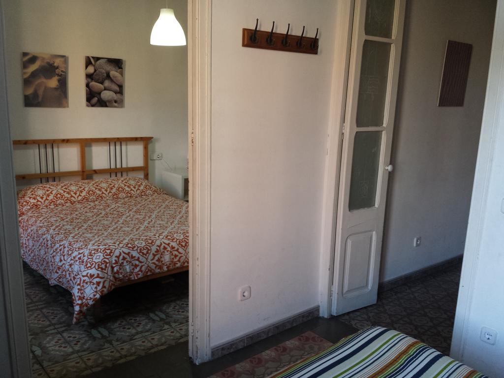 Aapartments In City Center Барселона Стая снимка